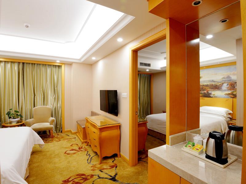 Vienna International Hotel Shenzhen Guangming Avenue Экстерьер фото